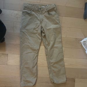 Carhartt Relaxed Fit Tan Canvas Pants. Stylish, like new.